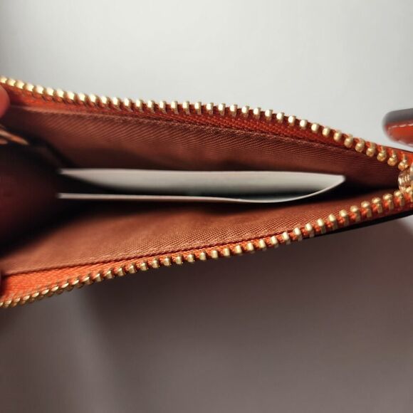 NWT Coach CAR21 Mini Skinny Id Case In Signature Canvas With Orange Print In Tan - Picture 5 of 5